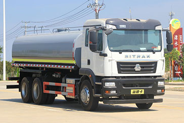 重汽汕德卡后八轮洒水车（18方）