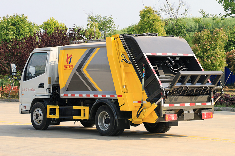 凯马蓝牌压缩垃圾车（4.5方）