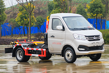 （蓝牌）长安钩臂垃圾车（双轮）（3方）