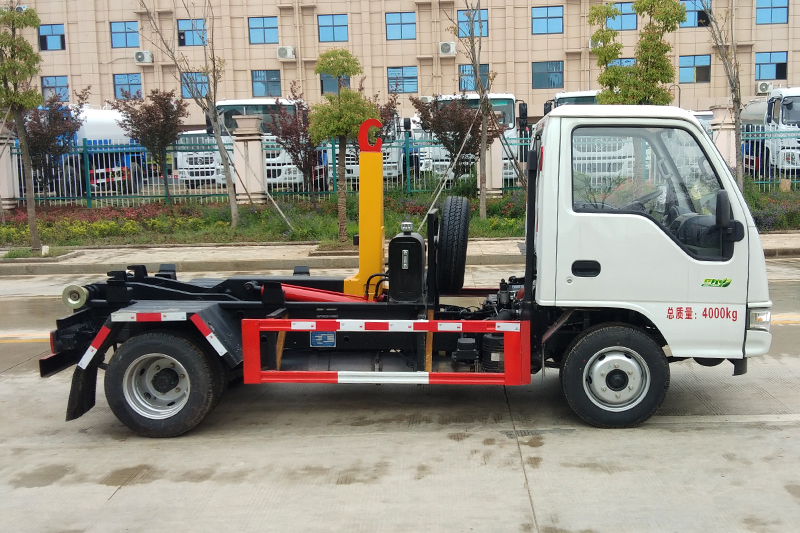 （蓝牌）江淮康铃X1钩臂垃圾车（后双轮）（3方）