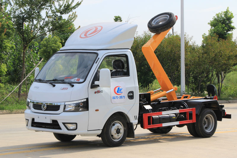 （蓝牌）东风途逸钩臂垃圾车（3方）