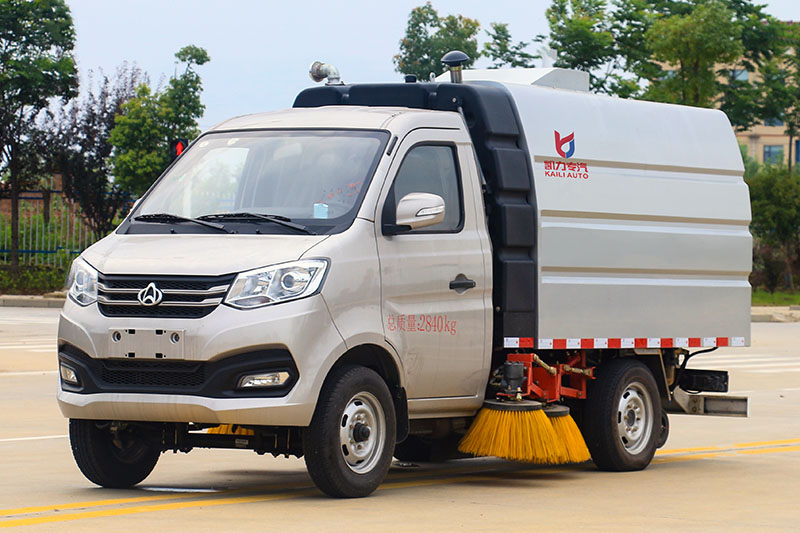 长安2方小型扫路车参数配置
