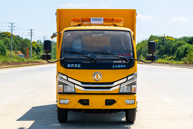 东风小多利卡双排排涝抢险车500-1000方每时