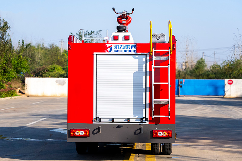 福田H2水罐消防车2.5方