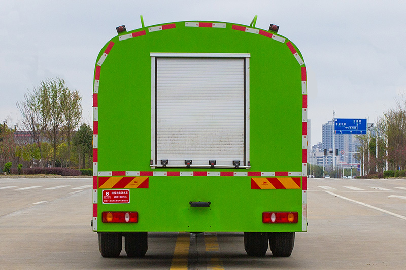 柳汽消防洒水车