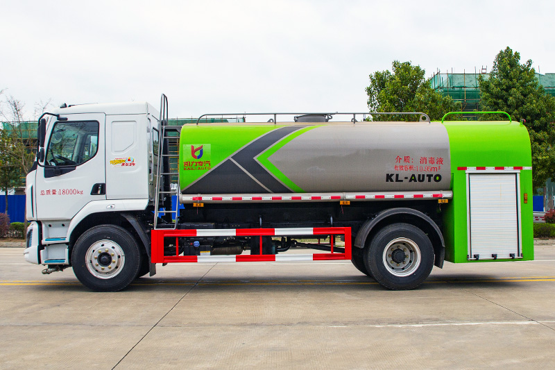 柳汽消防洒水车