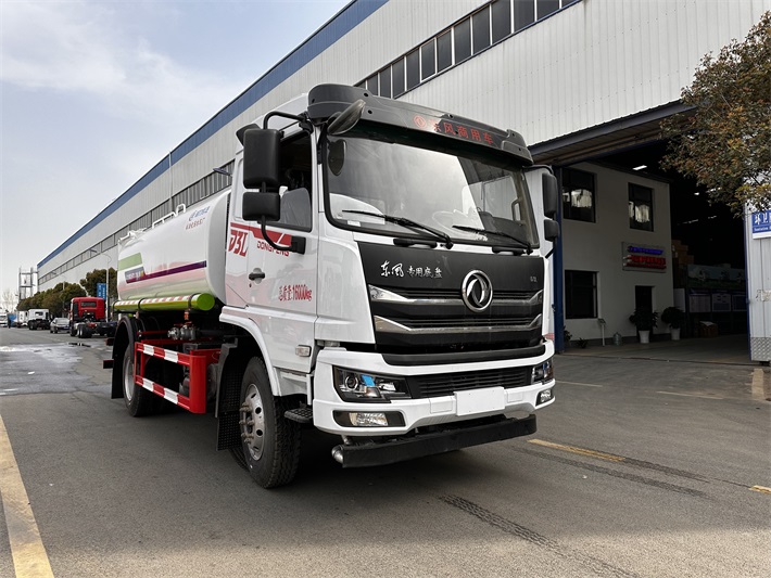 东风专底12吨洒水车