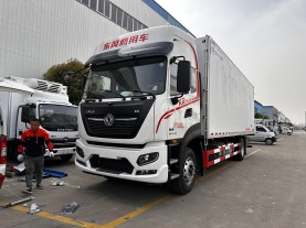 中大型冷藏车