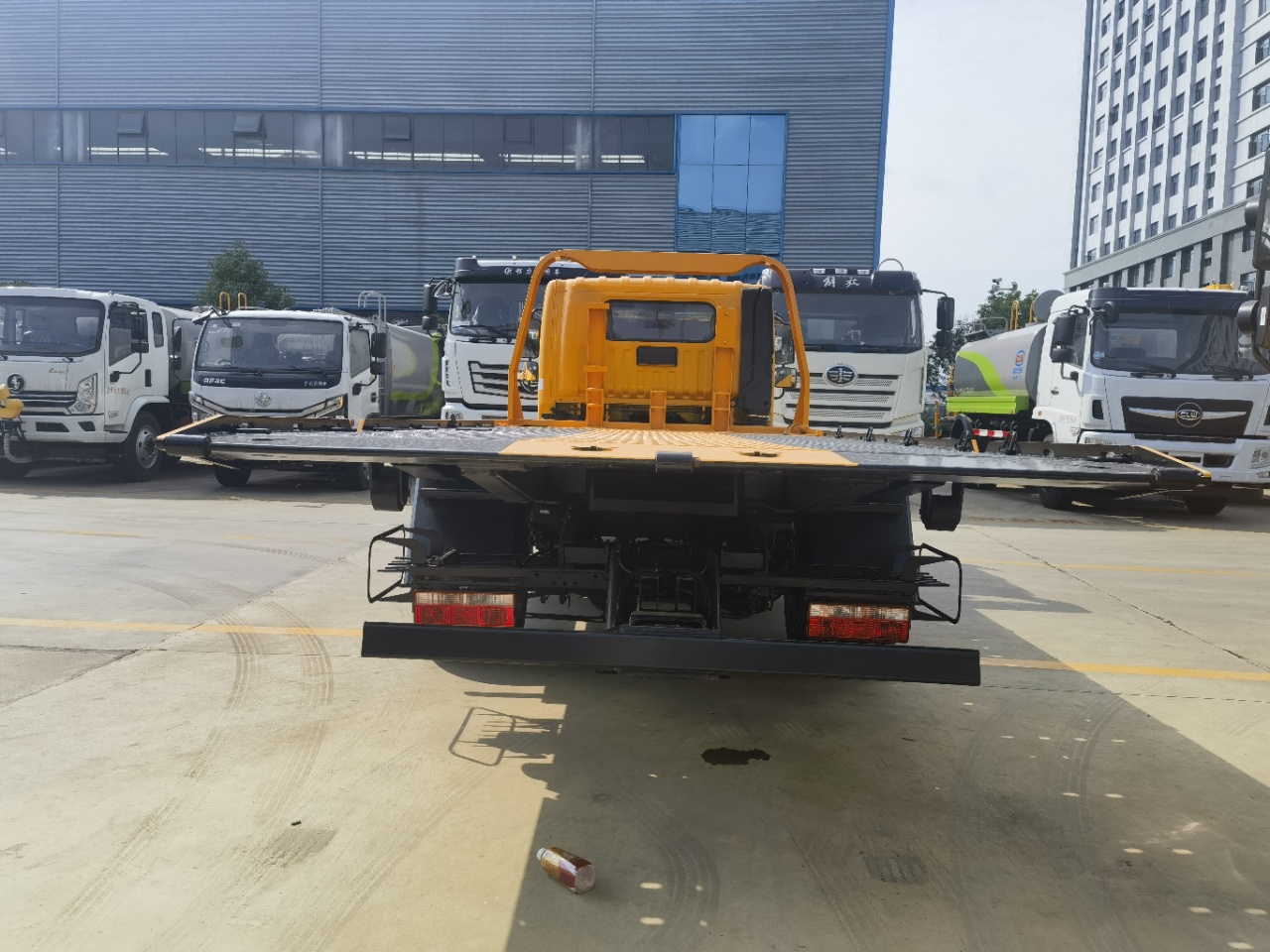 东风宽体蓝牌重载清障车（京环）