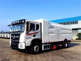 东风华神18吨纯电动洗扫车