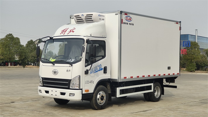 解放虎4.2米冷藏车
