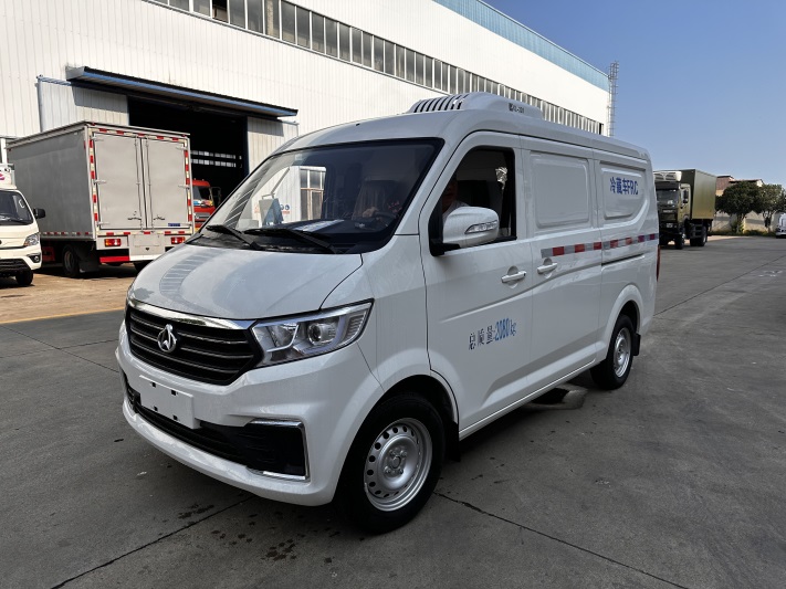 长安2米面包冷藏车