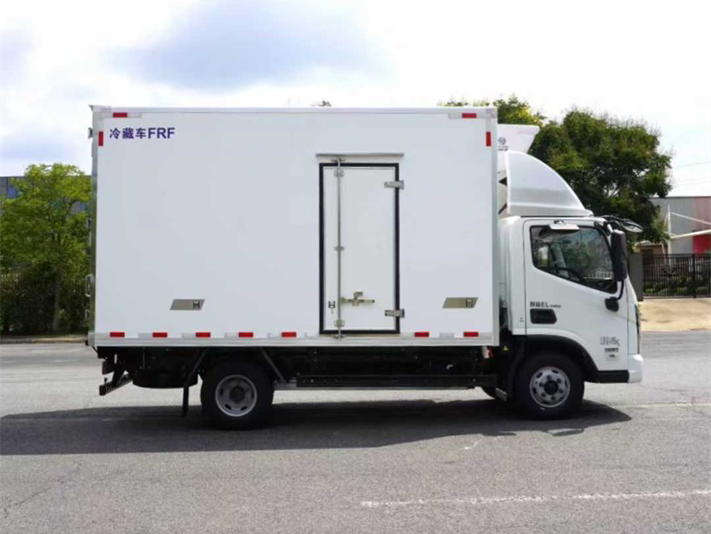 福田智蓝纯电动冷藏车