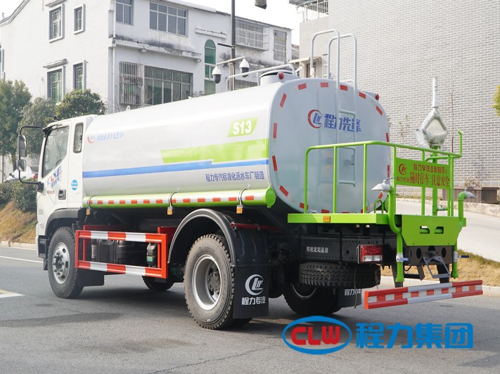 程力威牌13方福田领航ES5洒水车
