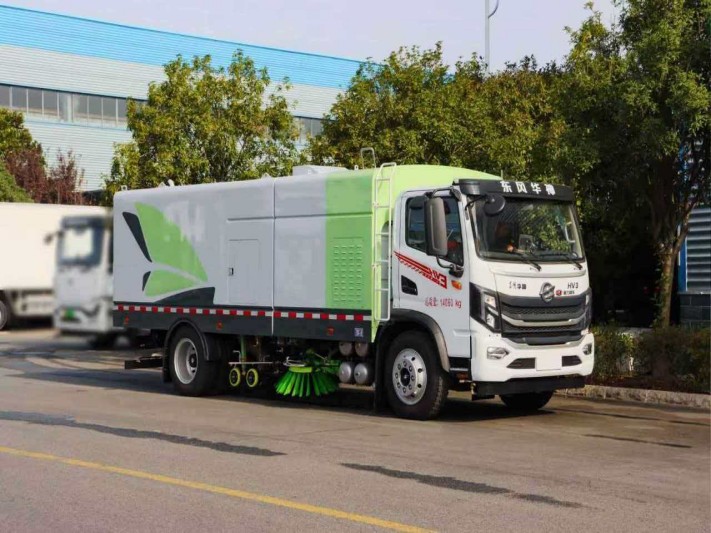 14吨纯电动东风华神洗扫车